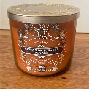 Bath and Body Works, White Barn Cinnamon Sugared Pecans Candle